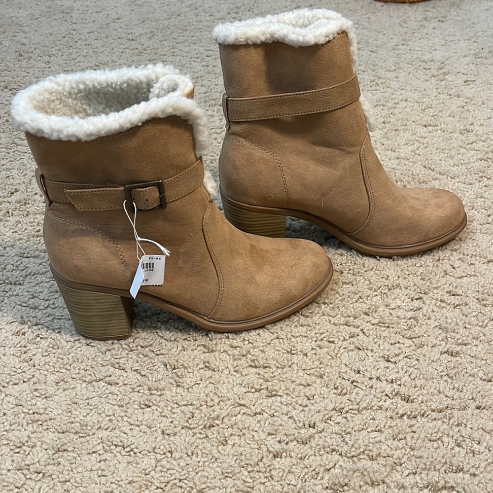 Women’s suede booties